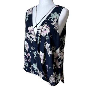 NORDSTROM Lush Sleeveless Floral Blouse Top Size Large V Neck